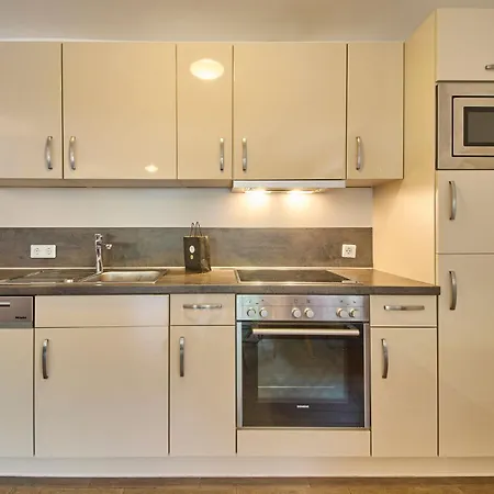 1 Apartamento *